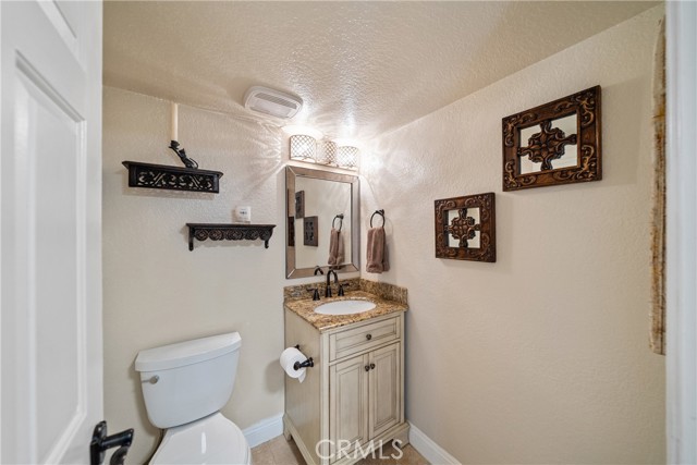 5347 E Big Sky Lane, Anaheim Hills CA: https://media.crmls.org/medias/c6ea5cfa-dcba-4466-a6c6-34e8e32a574a.jpg