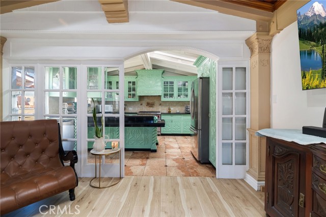 1729 W 51st Place, Los Angeles CA: https://media.crmls.org/medias/c6eb2c8d-8d7f-4d90-9ba4-434a8f928ba6.jpg