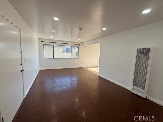 Detail Gallery Image 3 of 12 For 2469 3/4 Potrero Ave #B,  El Monte,  CA 91733 - 3 Beds | 1/1 Baths