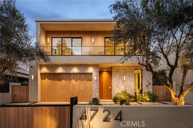 4724 Lemona Avenue, Sherman Oaks CA: https://media.crmls.org/medias/c6ec3ec2-c6b0-470e-976c-b303542ccf5c.jpg
