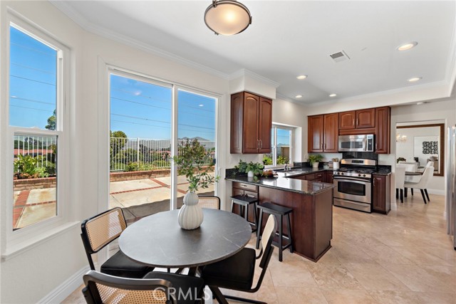 Detail Gallery Image 12 of 52 For 23 Heatherwood, Aliso Viejo,  CA 92656 - 3 Beds | 2/1 Baths