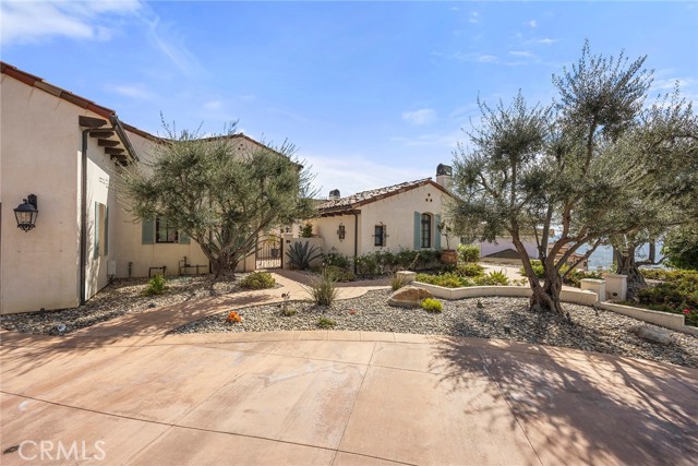 Detail Gallery Image 5 of 50 For 22800 Hidden Hills, Yorba Linda,  CA 92887 - 6 Beds | 6/2 Baths