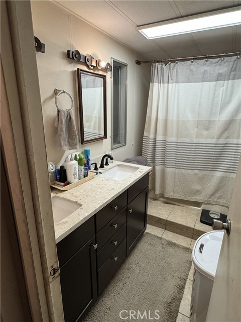 Detail Gallery Image 7 of 9 For 1414 W Central Ave #19,  Brea,  CA 92821 - 4 Beds | 2 Baths