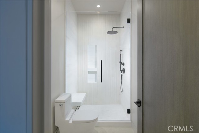 Detail Gallery Image 20 of 27 For 521 Angelita, Corona Del Mar,  CA 92625 - 4 Beds | 6 Baths