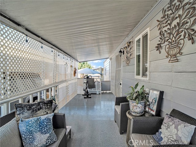 Detail Gallery Image 25 of 28 For 15474 Celtic St #66,  –,  CA 91345 - 3 Beds | 2 Baths