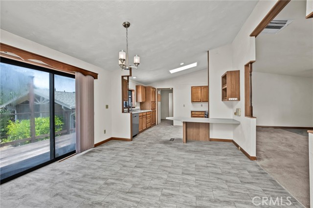 16272 27th Avenue, Clearlake CA: https://media.crmls.org/medias/c6f1b813-5807-414c-980a-d0d88e2007f4.jpg