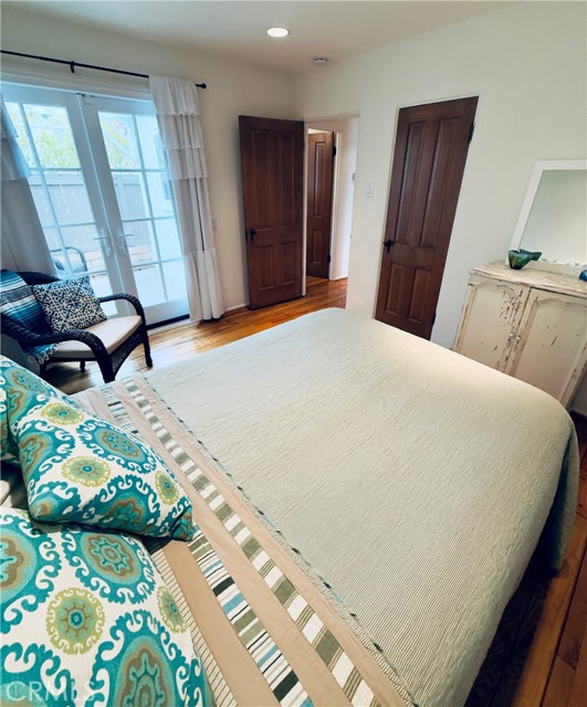 508 Seaview, Laguna Beach CA: https://media.crmls.org/medias/c6f24fce-e662-47a3-ad05-ab47f7dd2c0e.jpg