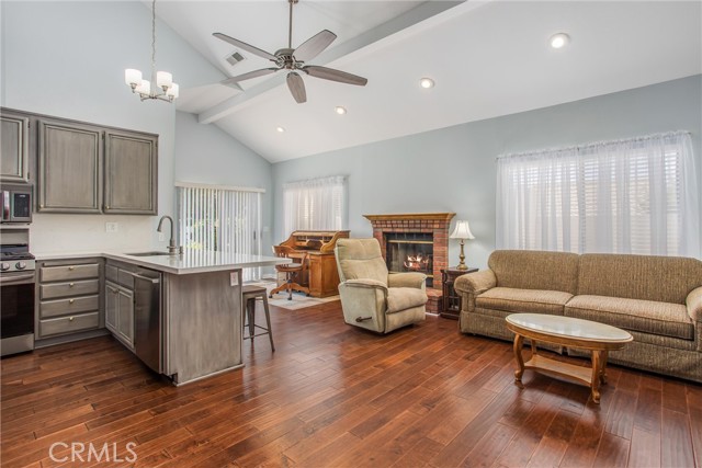 518 S Seminole Circle, Banning CA: https://media.crmls.org/medias/c6f26ce5-0c60-42a4-8b6a-164de2590cdd.jpg