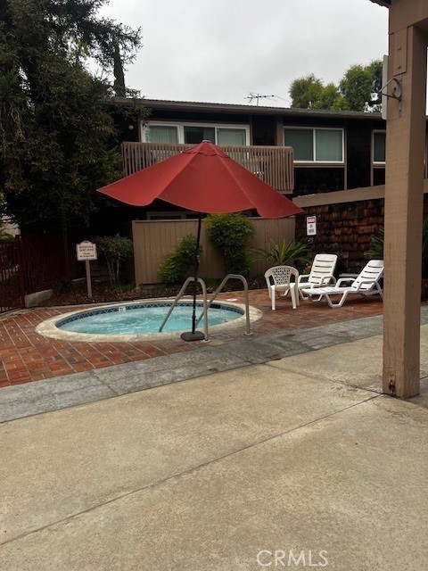 Detail Gallery Image 10 of 11 For 1016 Cabrillo Park Dr #H,  Santa Ana,  CA 92701 - 2 Beds | 1 Baths