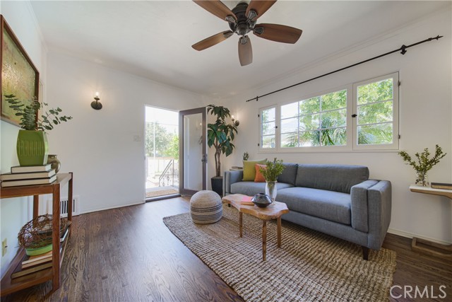 Detail Gallery Image 23 of 63 For 516 E Stocker St, Glendale,  CA 91207 - 4 Beds | 3 Baths