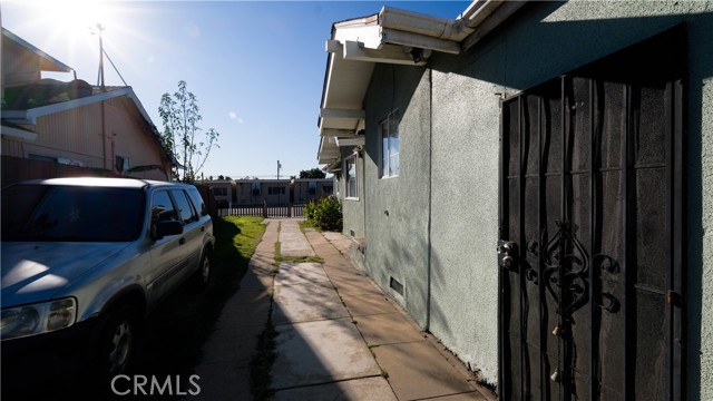 Image 3 for 2318 Atlantic Ave, Long Beach, CA 90806