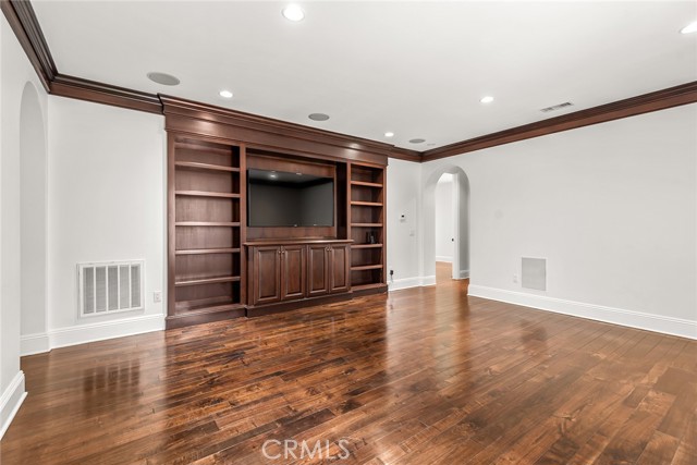 25551 Prado De Las Flores, Calabasas CA: https://media.crmls.org/medias/c6f31d84-ac98-4ee5-9a49-871bfa8e42aa.jpg