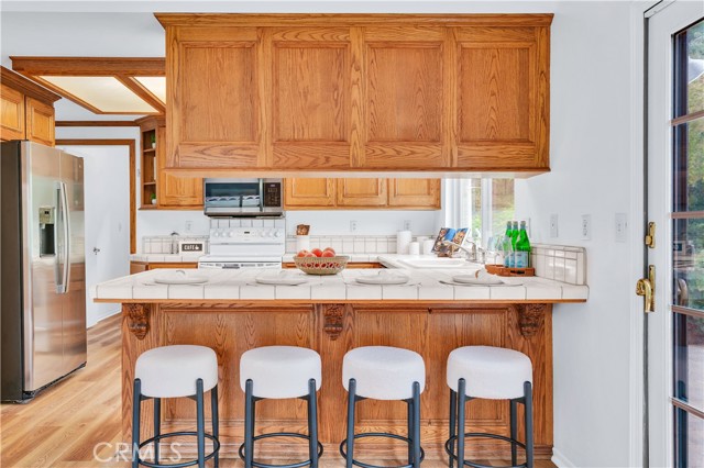 Detail Gallery Image 9 of 47 For 30440 via Victoria, Rancho Palos Verdes,  CA 90275 - 4 Beds | 2/1 Baths