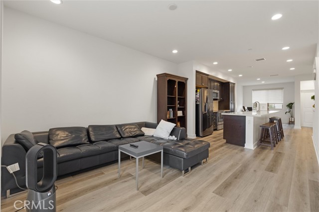 Detail Gallery Image 16 of 34 For 7705 Sage Dr, Pico Rivera,  CA 90660 - 2 Beds | 3 Baths