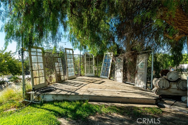 10161 Foothill Boulevard, Sylmar CA: https://media.crmls.org/medias/c6f61685-4be6-4057-9aa7-6693eb732f3a.jpg