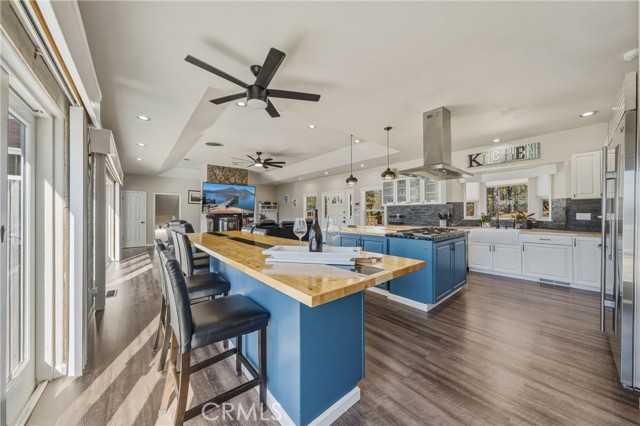 Detail Gallery Image 9 of 66 For 9183 Fox, Cobb,  CA 95426 - 4 Beds | 3/1 Baths