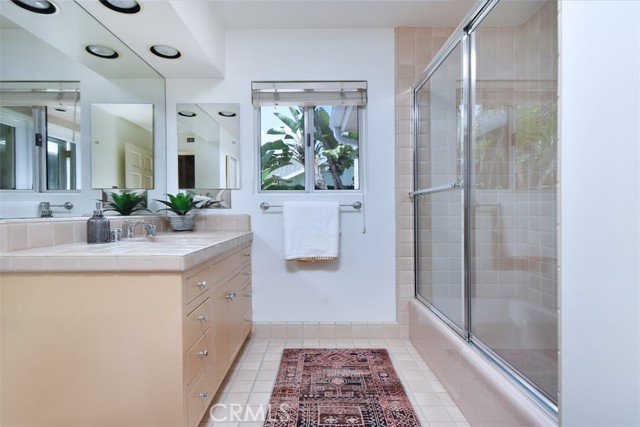 Detail Gallery Image 27 of 44 For 627 N Rose St, Burbank,  CA 91505 - 4 Beds | 2 Baths