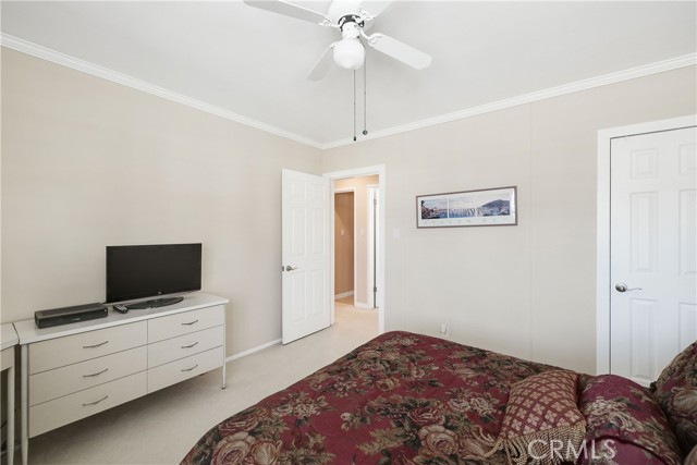2902 Gibson Place, Redondo Beach, California 90278, 3 Bedrooms Bedrooms, ,2 BathroomsBathrooms,Residential,Sold,Gibson,SB23106089