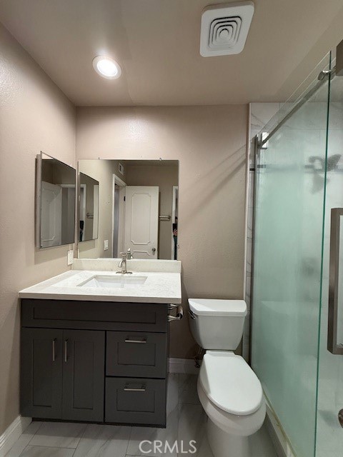 Detail Gallery Image 7 of 17 For 2970 S Greenville #B,  Santa Ana,  CA 92704 - 2 Beds | 1/1 Baths