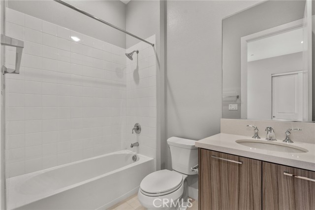 Detail Gallery Image 41 of 53 For 20637 W Hummingbird, Porter Ranch,  CA 91326 - 5 Beds | 5/1 Baths