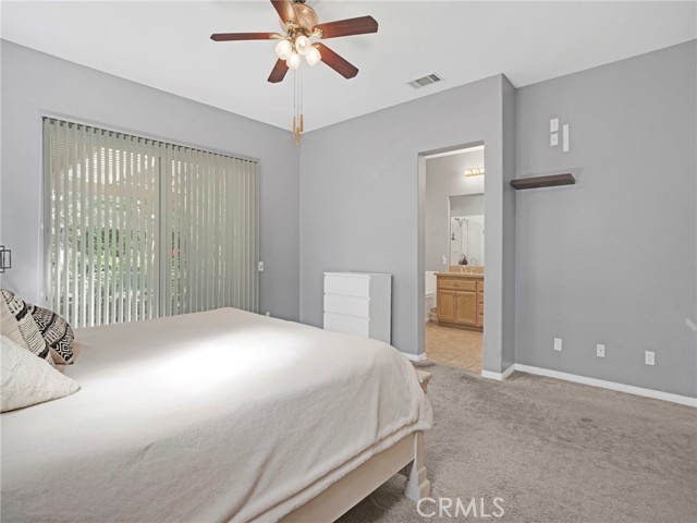 Detail Gallery Image 19 of 42 For 21103 Cross Creek Dr, Saugus,  CA 91350 - 3 Beds | 3 Baths