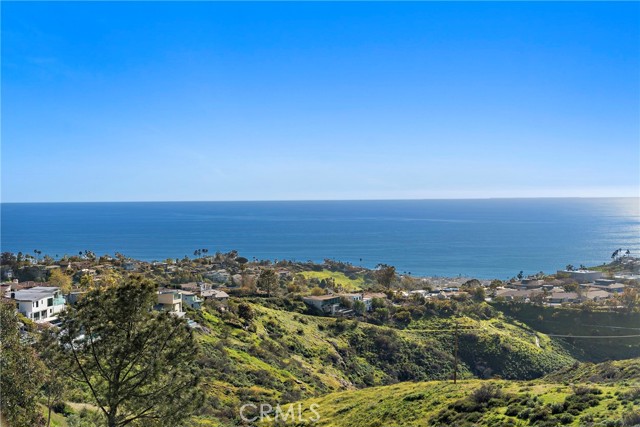 Detail Gallery Image 5 of 57 For 3253 Alta Laguna Blvd, Laguna Beach,  CA 92651 - 4 Beds | 4 Baths