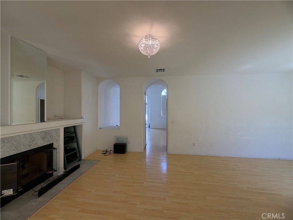 MLS #OC26164170 image #4