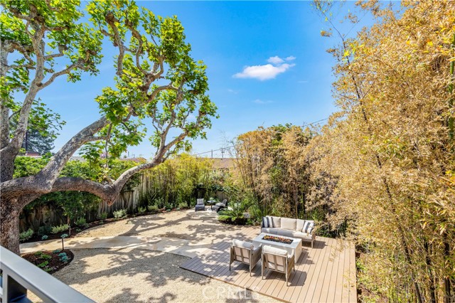 Detail Gallery Image 14 of 46 For 1759 Glenneyre St, Laguna Beach,  CA 92651 - 5 Beds | 5/1 Baths