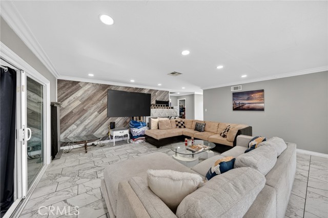 Detail Gallery Image 16 of 75 For 14061 Parson Street, Garden Grove,  CA 92843 - 6 Beds | 5 Baths