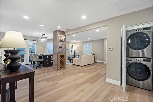 Detail Gallery Image 13 of 28 For 3746 Gardenia Ave, Long Beach,  CA 90807 - 3 Beds | 3 Baths