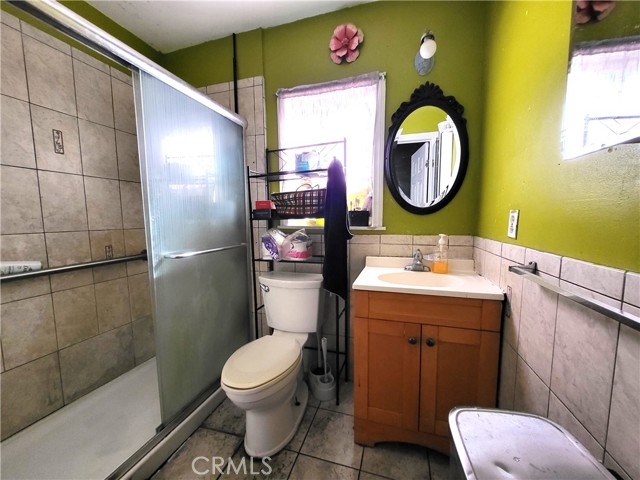 Detail Gallery Image 8 of 30 For 1247 S Augusta Ave, East Los Angeles,  CA 90023 - – Beds | – Baths