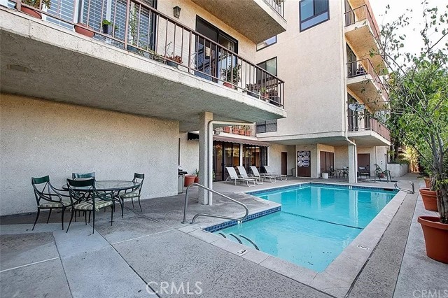 Detail Gallery Image 24 of 26 For 4454 Ventura Canyon Ave #305,  Sherman Oaks,  CA 91423 - 2 Beds | 2 Baths