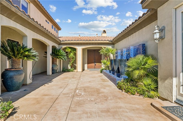 Detail Gallery Image 6 of 74 For 19262 Monterey St, Apple Valley,  CA 92308 - 5 Beds | 5/1 Baths