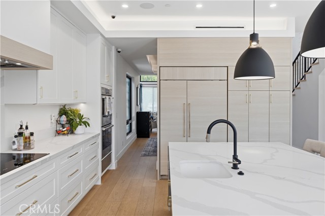 Detail Gallery Image 13 of 41 For 2504 Fisk Ln, Redondo Beach,  CA 90278 - 4 Beds | 3/1 Baths