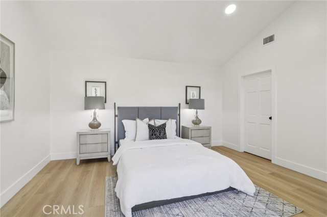 Detail Gallery Image 42 of 49 For 10007 Debra, Granada Hills,  CA 91343 - 4 Beds | 3 Baths