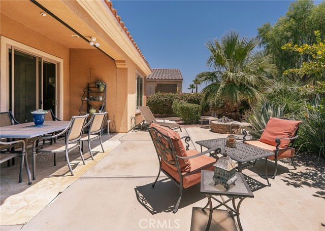 81535 Avenida De Baile, Indio CA: https://media.crmls.org/medias/c6fffbce-19c8-4f21-a730-1b06a20b9196.jpg