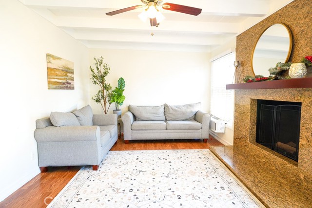 Detail Gallery Image 6 of 19 For 23136 Anza Ave, Torrance,  CA 90505 - 4 Beds | 2 Baths