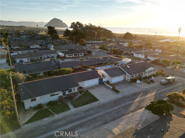 Detail Gallery Image 2 of 13 For 160 Capri St, Morro Bay,  CA 93442 - 3 Beds | 2 Baths