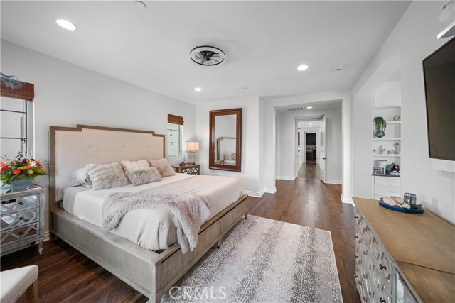 Detail Gallery Image 29 of 46 For 9 Spanish Moss, Irvine,  CA 92602 - 6 Beds | 5 Baths