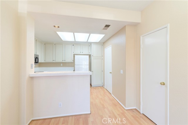 Detail Gallery Image 10 of 28 For 30 Fulmar Ln, Aliso Viejo,  CA 92656 - 2 Beds | 2/1 Baths