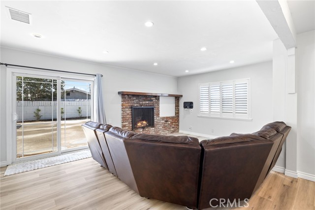 Detail Gallery Image 6 of 37 For 15458 Pastrana Dr, La Mirada,  CA 90638 - 4 Beds | 2 Baths