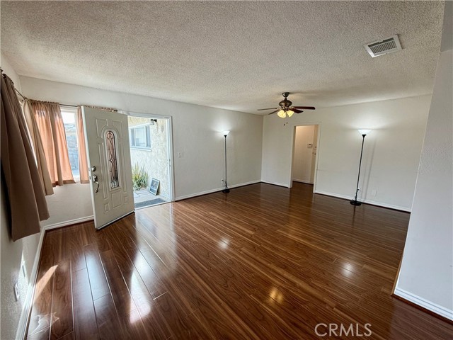 Detail Gallery Image 4 of 17 For 4107 Kenmore Ave, Baldwin Park,  CA 91706 - 3 Beds | 2 Baths