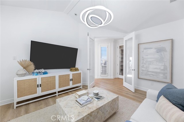 Image 22 of 62 For 2304 Hermosa Avenue