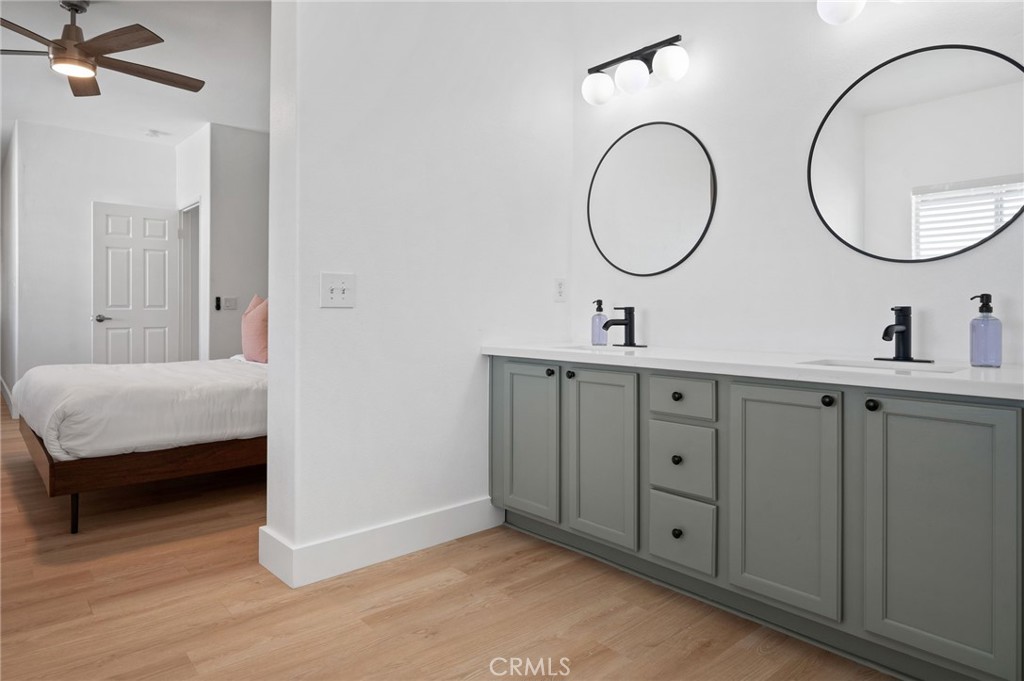 MLS #OC25257515 image #42