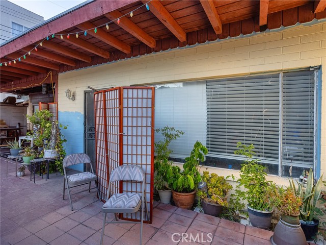 Detail Gallery Image 4 of 24 For 2309 N Niagara St, Burbank,  CA 91504 - 3 Beds | 1 Baths