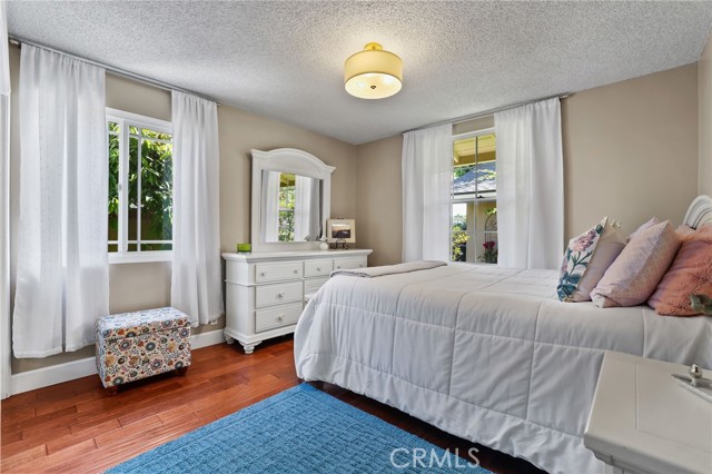 11571 Harrisburg, Rossmoor CA: https://media.crmls.org/medias/c705cdd8-1cca-4dea-b4bd-9fc0d9b8fba6.jpg