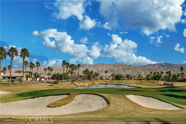 80358 Avenida Santa Alicia, Indio CA: https://media.crmls.org/medias/c7069a20-d1f8-4a41-abdf-5650fa3c847a.jpg