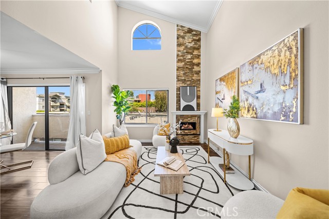 2 Bed Home for Sale in Studio City, California