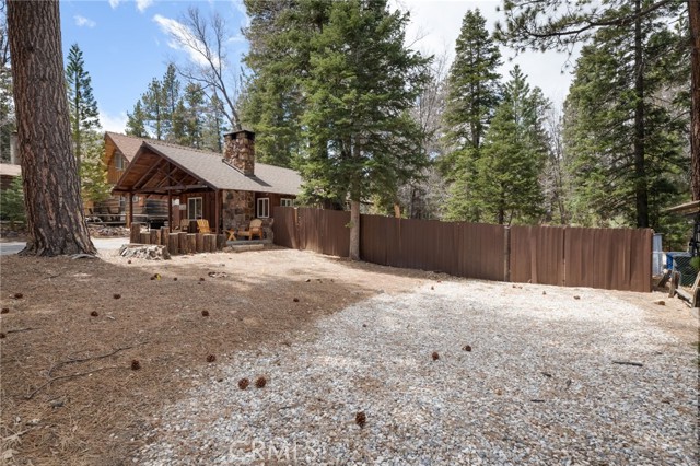 Detail Gallery Image 5 of 22 For 864 Elm St, Big Bear Lake,  CA 92315 - 1 Beds | 1 Baths