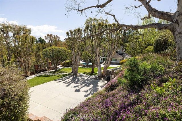 25611 Rangewood Road, Laguna Hills CA: https://media.crmls.org/medias/c70926dc-b7de-4756-b719-0ce9ecf7d421.jpg